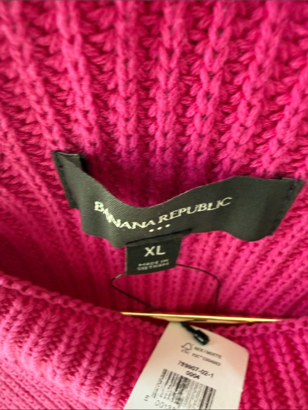 Banana Republic Bright Fuchsia Knit Short-Sleeve Sweater - Picture 2 of 9